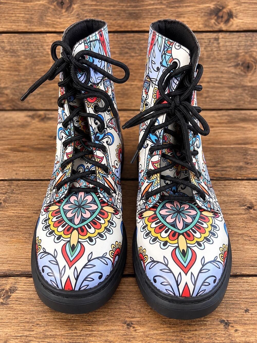 Yes We Vibe Hamsa Hand Mandala Combat Boots Women’s Size 5 Boho Vegan